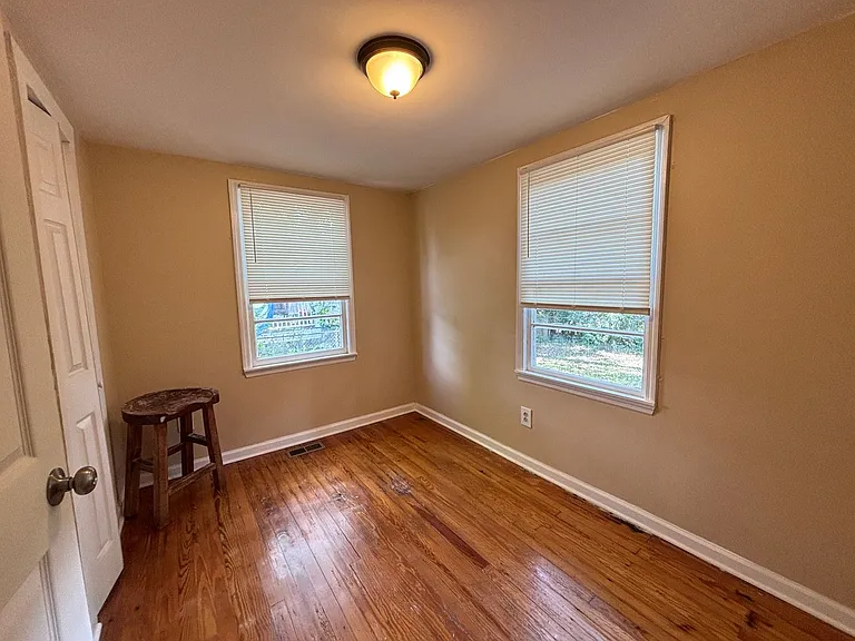 107 Sasportas Ln — Photo 22