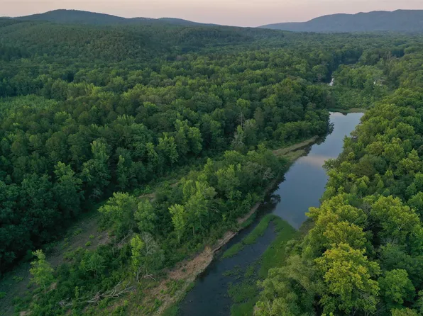 2685 Hulbert Rd, Parks, AR 72950