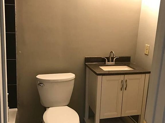 4th image of 1319 Fair Ave APT J
