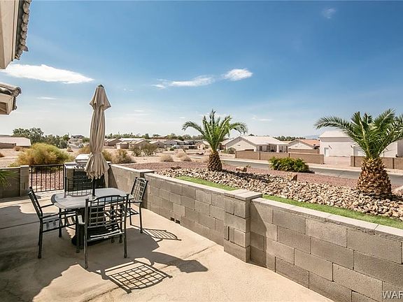 5th image of 2207 E Roberts Way