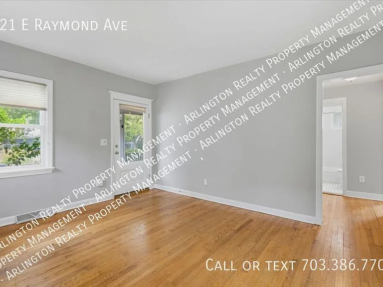 121 E Raymond Ave — Photo 14