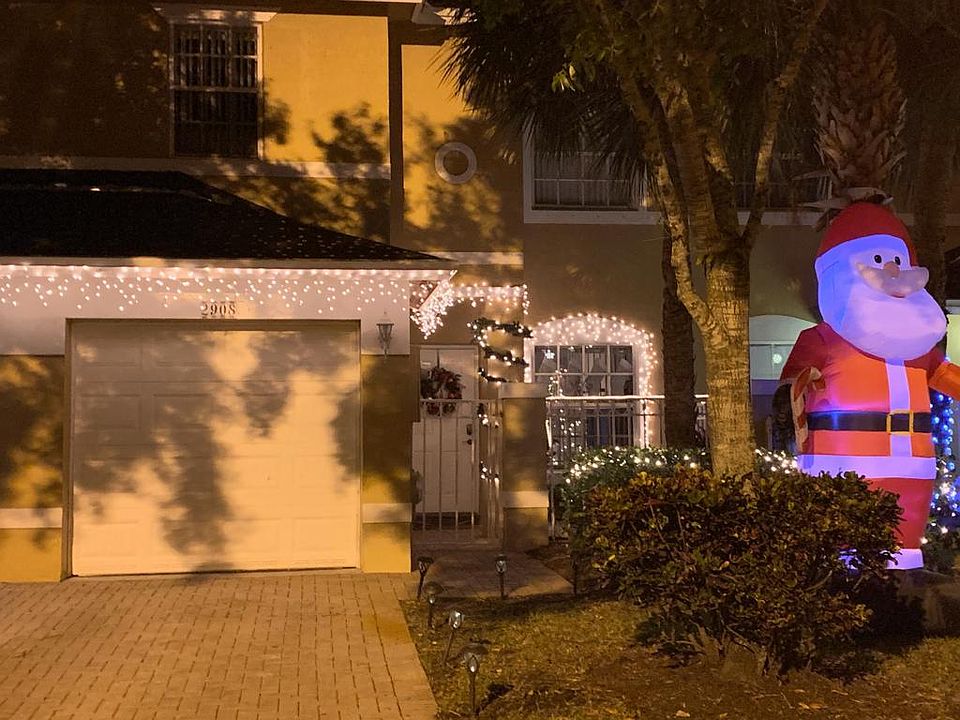 1st image of 2908 NW 99th Ter