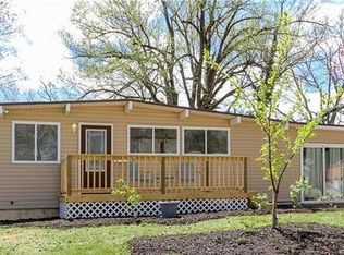 12505 E 46th Ter, Independence, MO 64055