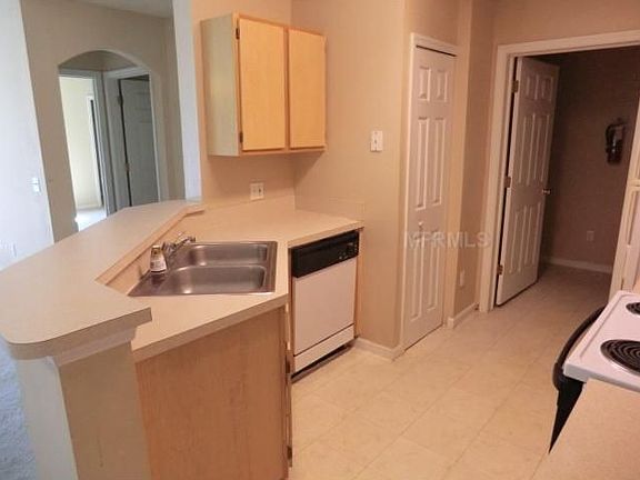 5th image of 6578 Swissco Dr Unit 123
