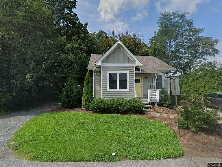 1 Cole St — Photo 2