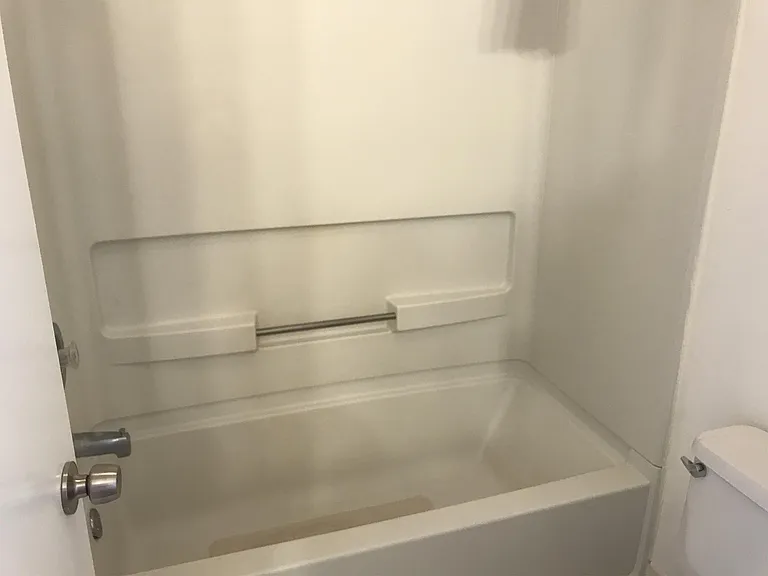 101 Renaissance Ln — Photo 5