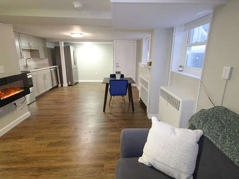230 Bryant Ave — Photo 11