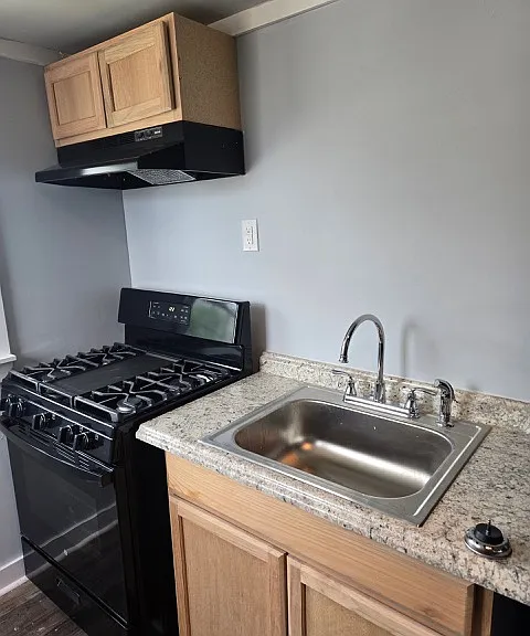 701 Cumberland Dr #4 — Photo 12