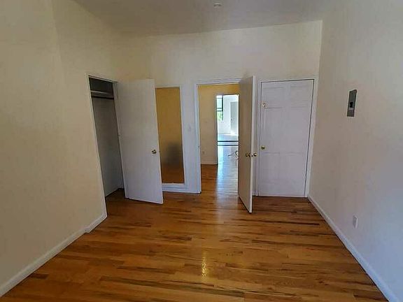2nd image of 1724 8th Ave Floor 3