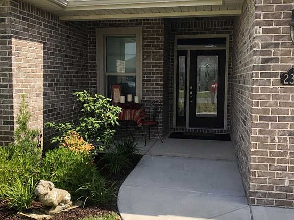 2nd image of 2380 Cummings Dr