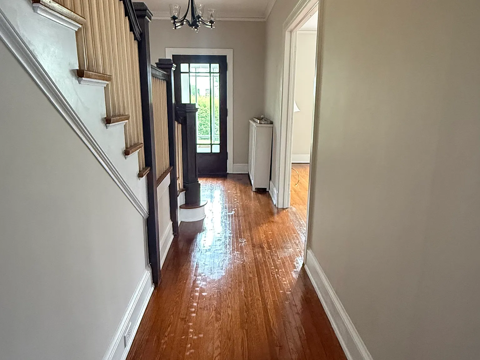 4 bed, 1.5 bath, 2923 sqft, $2,500 — Photo 3