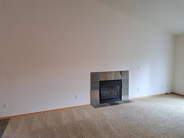 20591 Conifer Ave — Photo 2