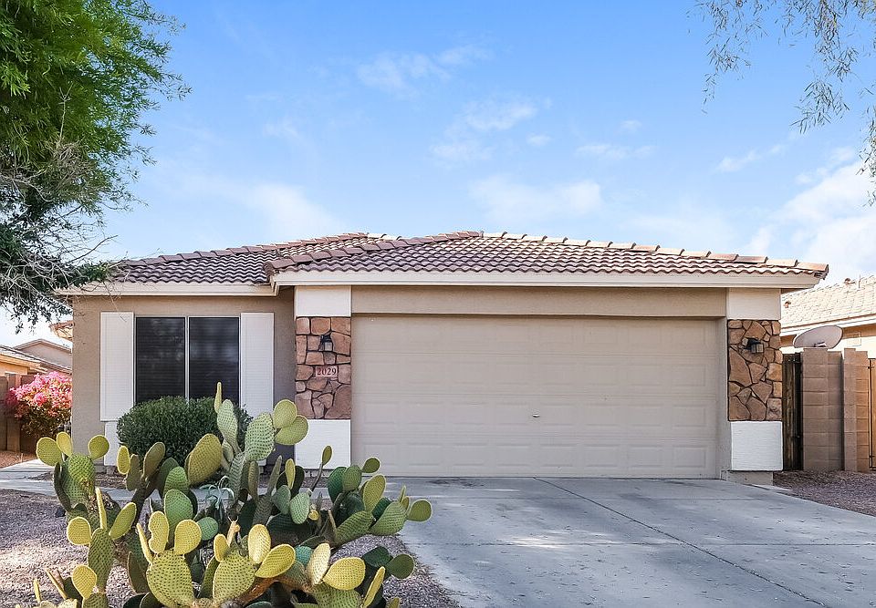 1st image of 2029 W Allens Peak Dr