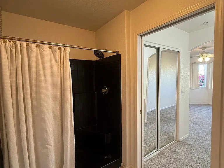 470 Acoma Blvd S #123-B — Photo 13