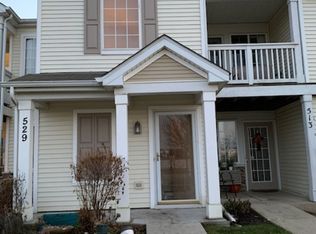 529 Silverstone Dr #529, Carpentersville, IL 60110