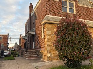 2745 Rhawn St, Philadelphia, PA 19152