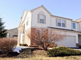 2937 Peachtree Cir, Aurora, IL 60502