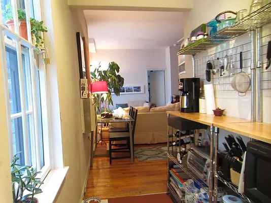 Rented by City Connections Realty | media 12