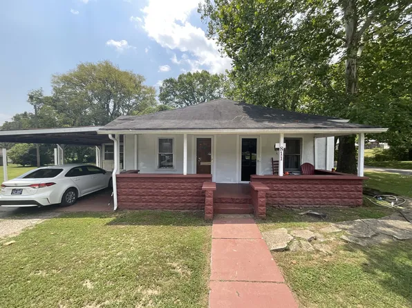 811 2nd St, South Pittsburg, TN 37380