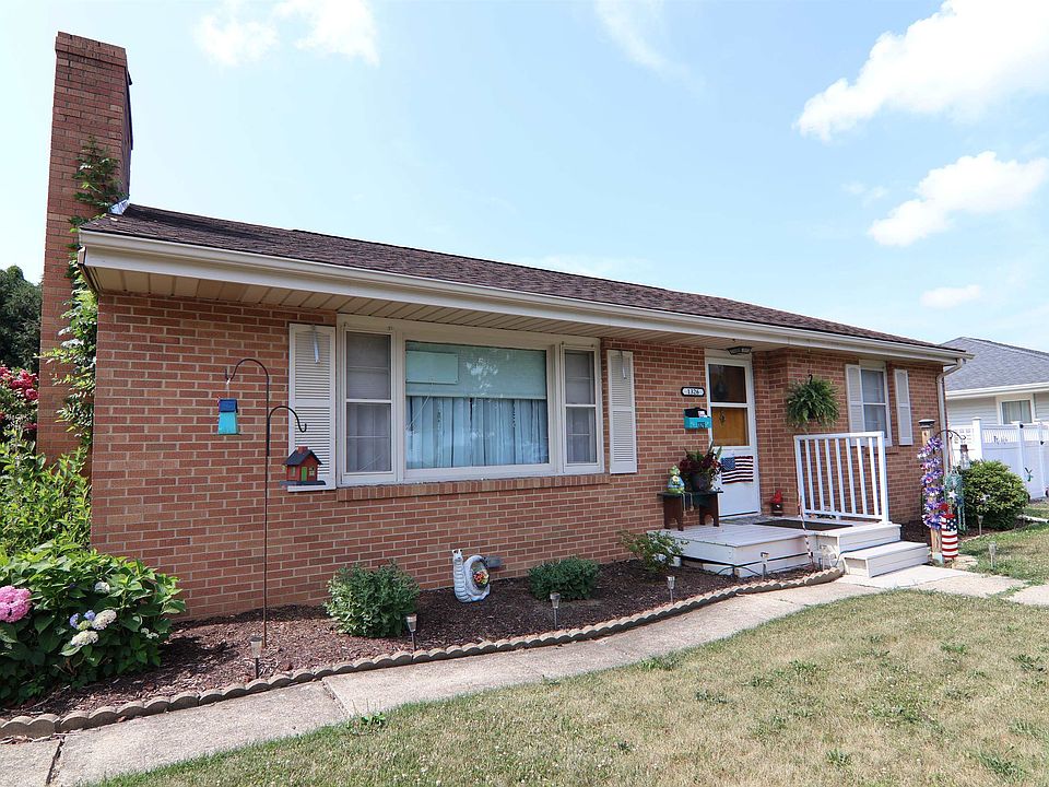 1st image of 1326 Hawthorne Ave