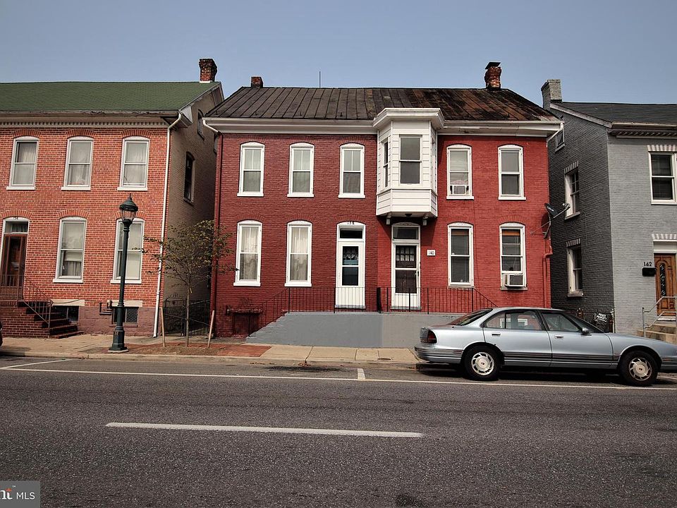 1st image of 138 E Washington St