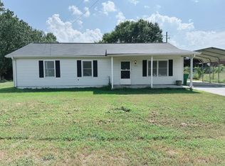249 Textile Ave, Lavonia, GA 30553