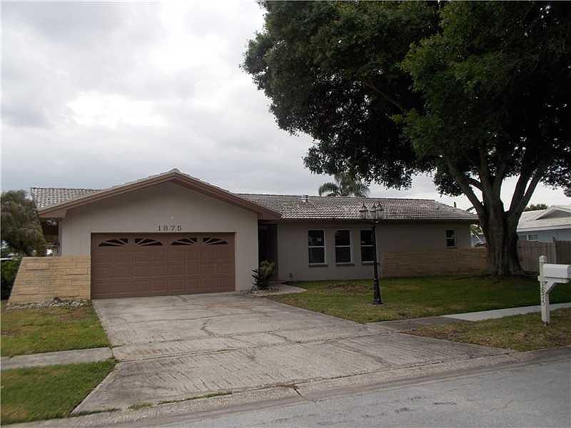 1st image of 1875 Wateroak Dr W