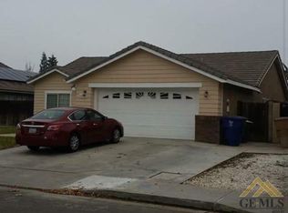 6404 Springtime Ct, Bakersfield, CA 93313