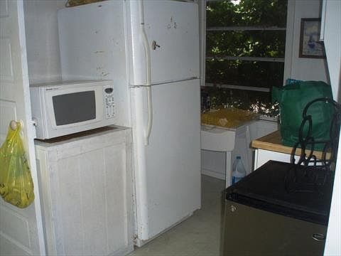 Large Kitchen Area