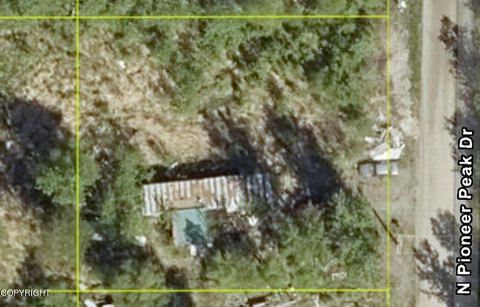 2nd image of 1268 N Pioneer Peak Dr