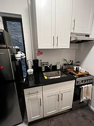 Rented by Salon Realty Corp