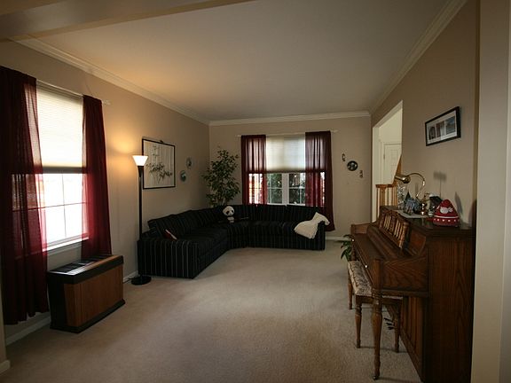 3rd image of 511 Dori Pl
