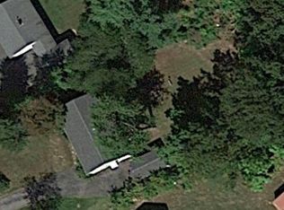 907 Bradley Rd, Springfield, MA 01109