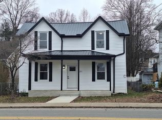 311 Kanawha Ter, Saint Albans, WV 25177