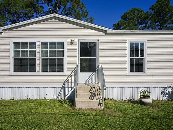 3rd image of 15464 Orchid Dr