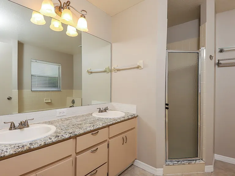 213 Lookout Dr — Photo 15
