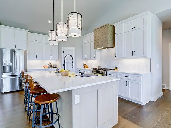 5th image of 10414 Hollow Aspen Ln