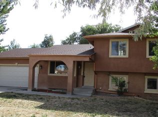 3 Carefree Ct, Pueblo, CO 81001