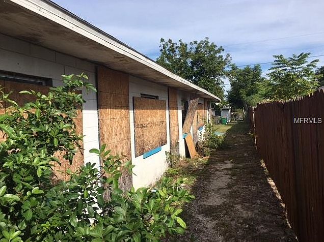 2nd image of 218 Florida Ave
