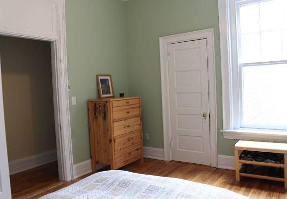 5th image of 2611 W Grace St APT 2