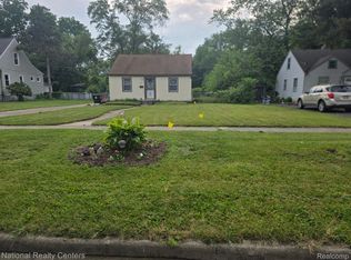 19919 Five Points St, Redford, MI 48240