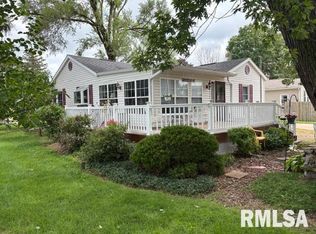 3903 26th St, Moline, IL 61265