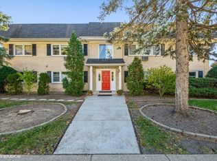 8811 Plainfield Rd APT 7, Brookfield, IL 60513