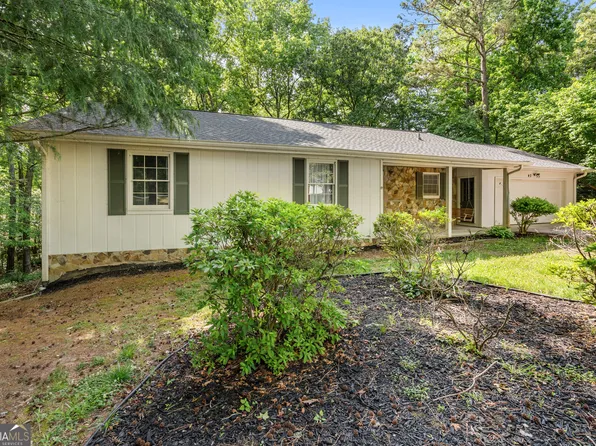 4055 Golfview Dr, Villa Rica, GA 30180