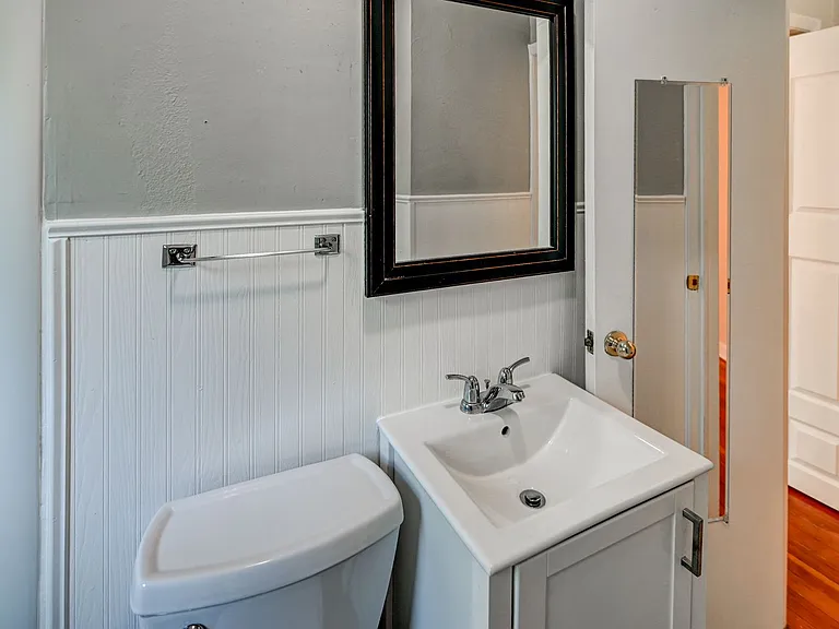 1404 Wyldhaven Ave — Photo 14