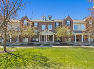 3015 Orinoco Ln, Ypsilanti, MI 48197