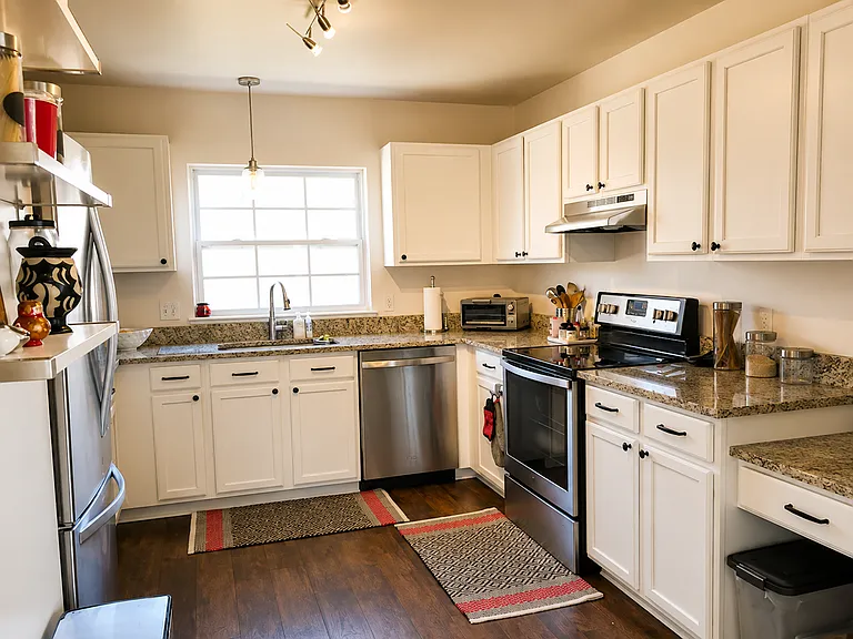 3081 Promenade Cir — Photo 5