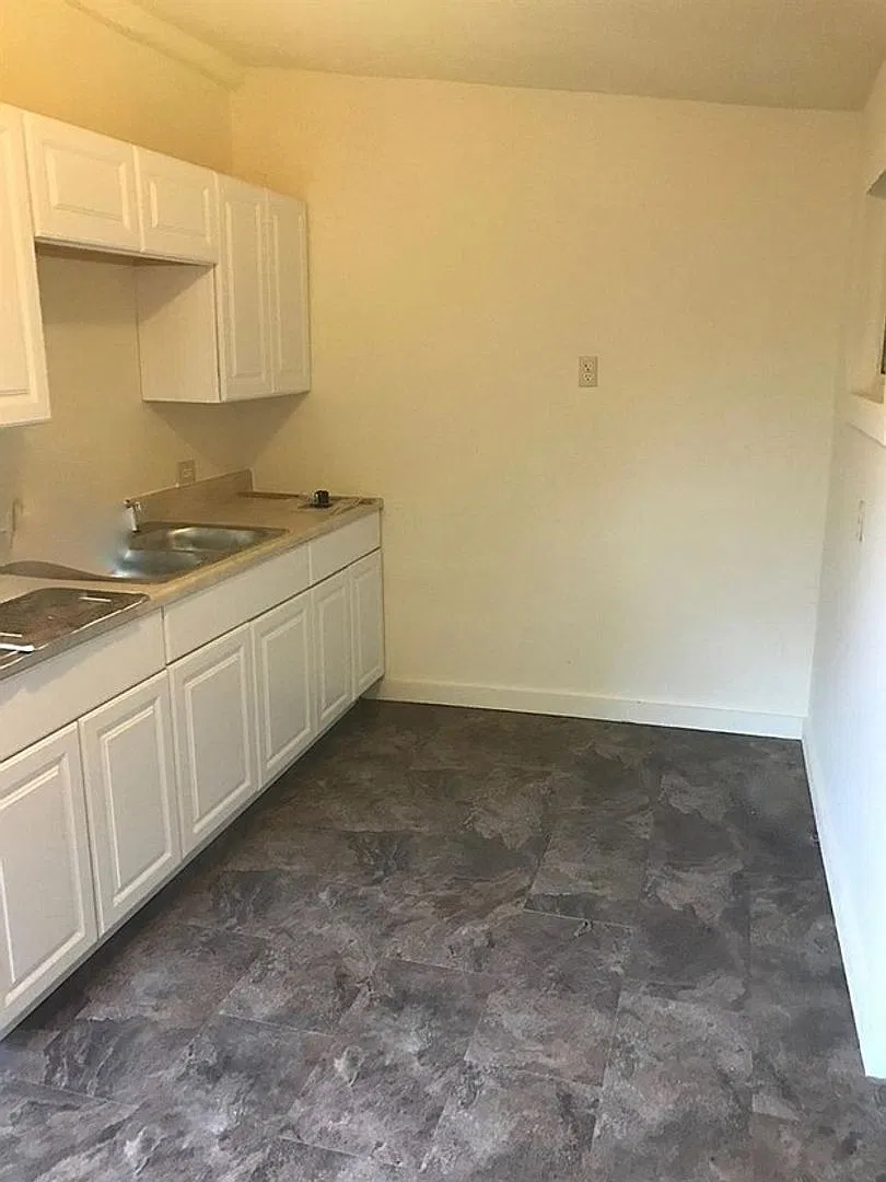 Great Single Family House for Rent Close to UC College — Photo 3