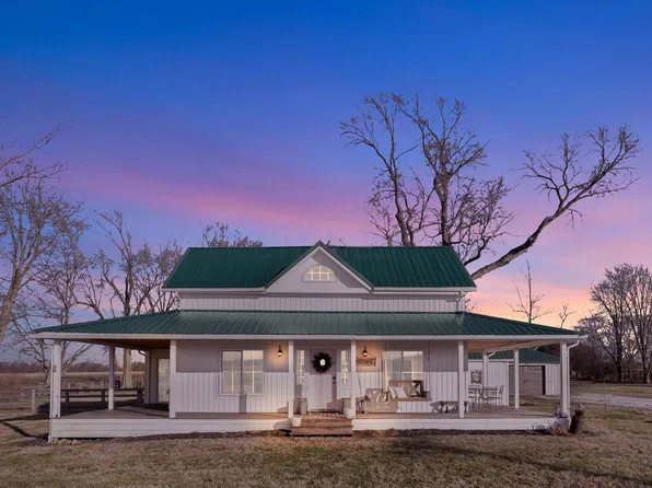 9016 Lake Rd NE, Millersport, OH 43046