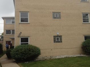 6103 W Higgins Rd, Chicago, IL 60630